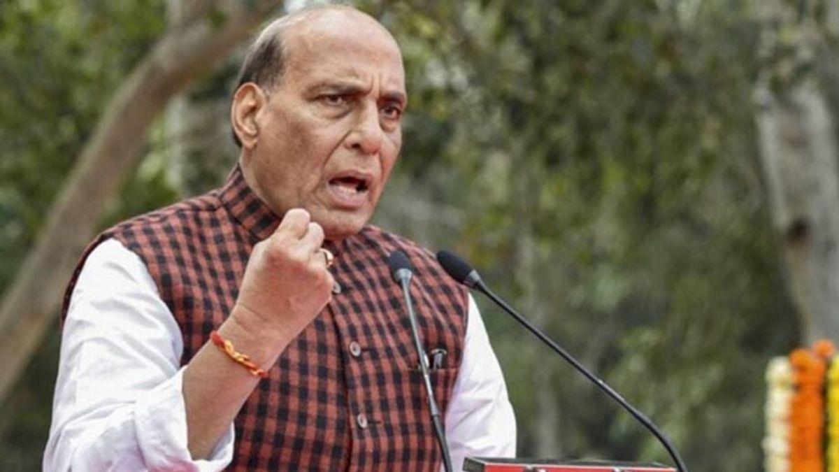 रक्षा मंत्री राजनाथ सिंह (फाइल फोटो)