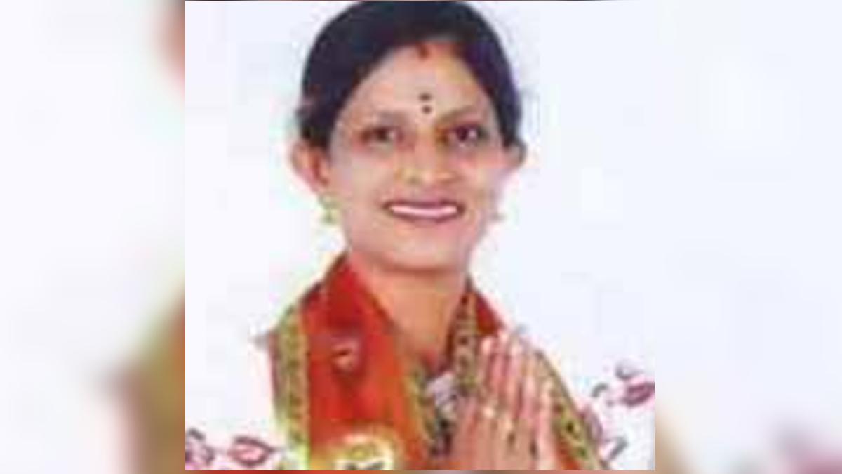 पूर्व पार्षद रेखा कादिरेश की दिनदहाड़े हत्या कर दी गई थी (फाइल फोटो)