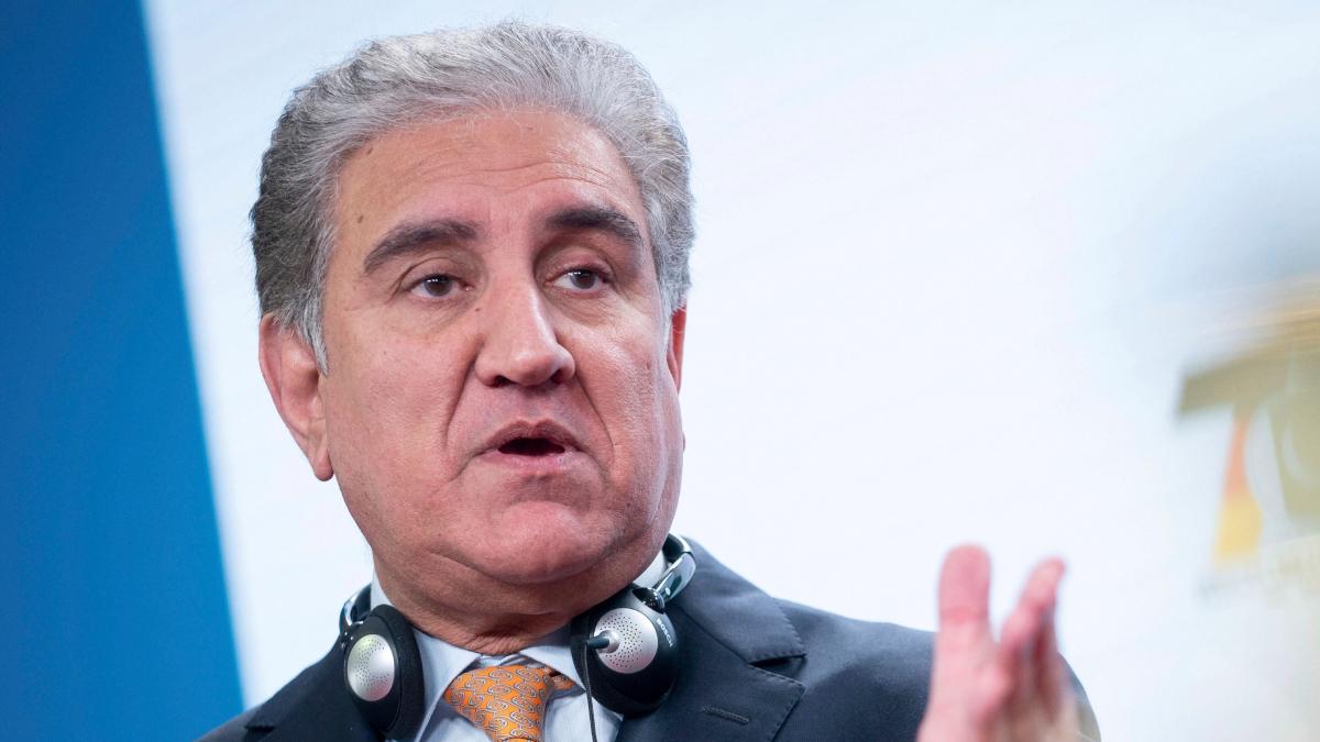 पाकिस्तान के विदेश मंत्री शाह महमूद कुरैशी (फाइल फोटो-PTI)