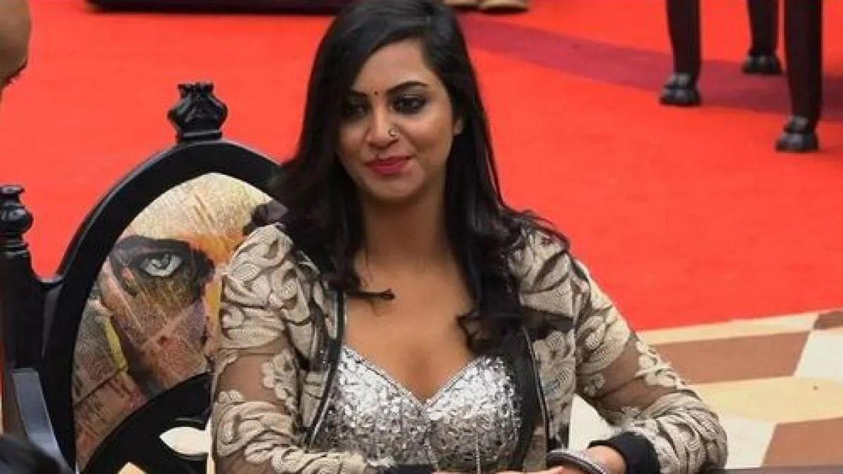 अर्शी खान