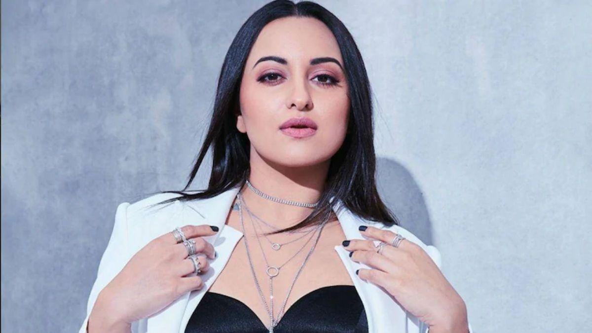 सोनाक्षी सिन्हा