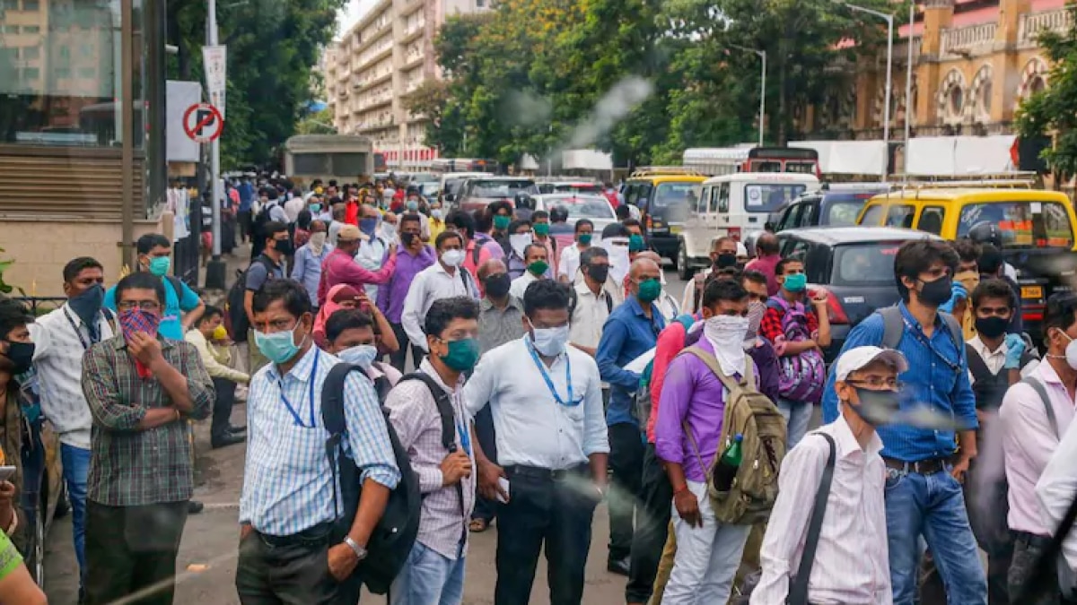 गुजरात में शुरू हो रही अनलॉक की प्रक्रिया ( फोटो-पीटीआई, सांकेतिक)