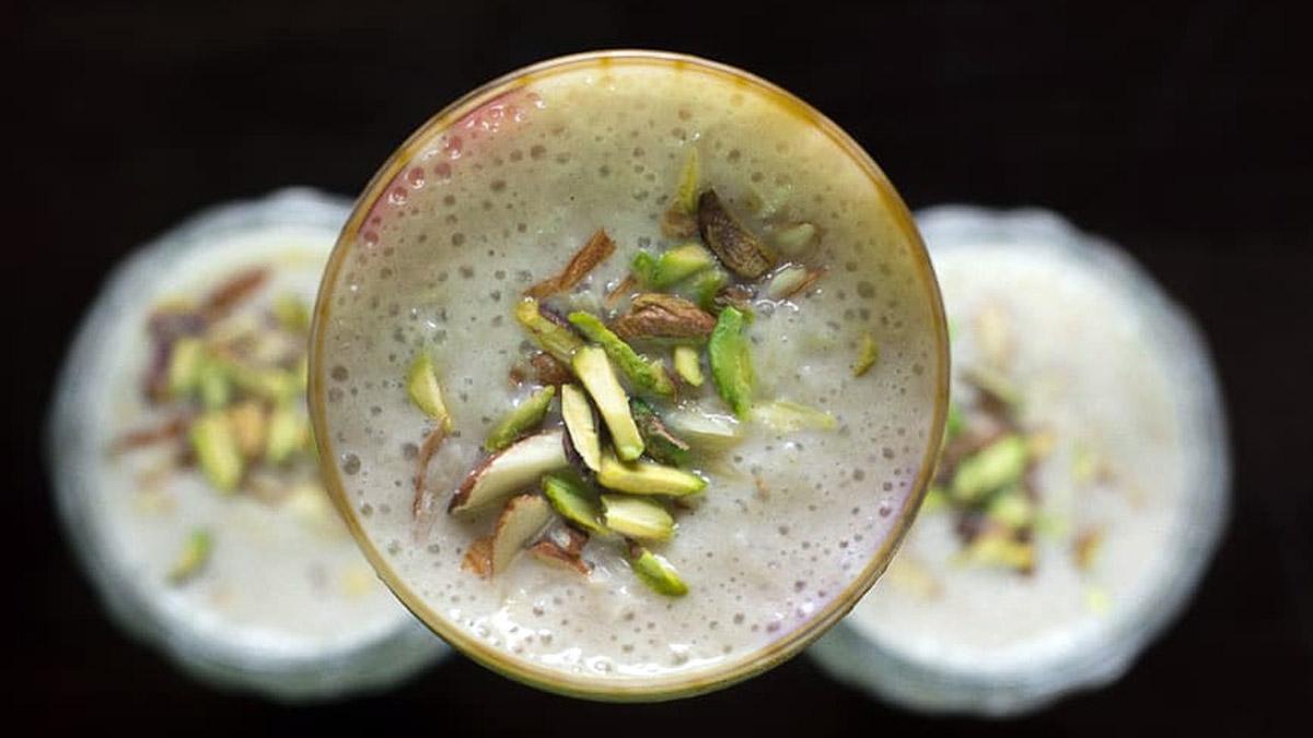 Dry Fruits Smoothie Recipe in Hindi