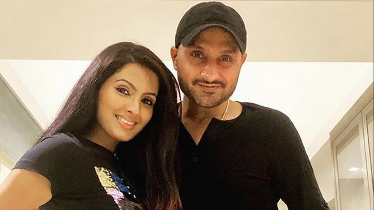 गीता बसरा और हरभजन सिंह