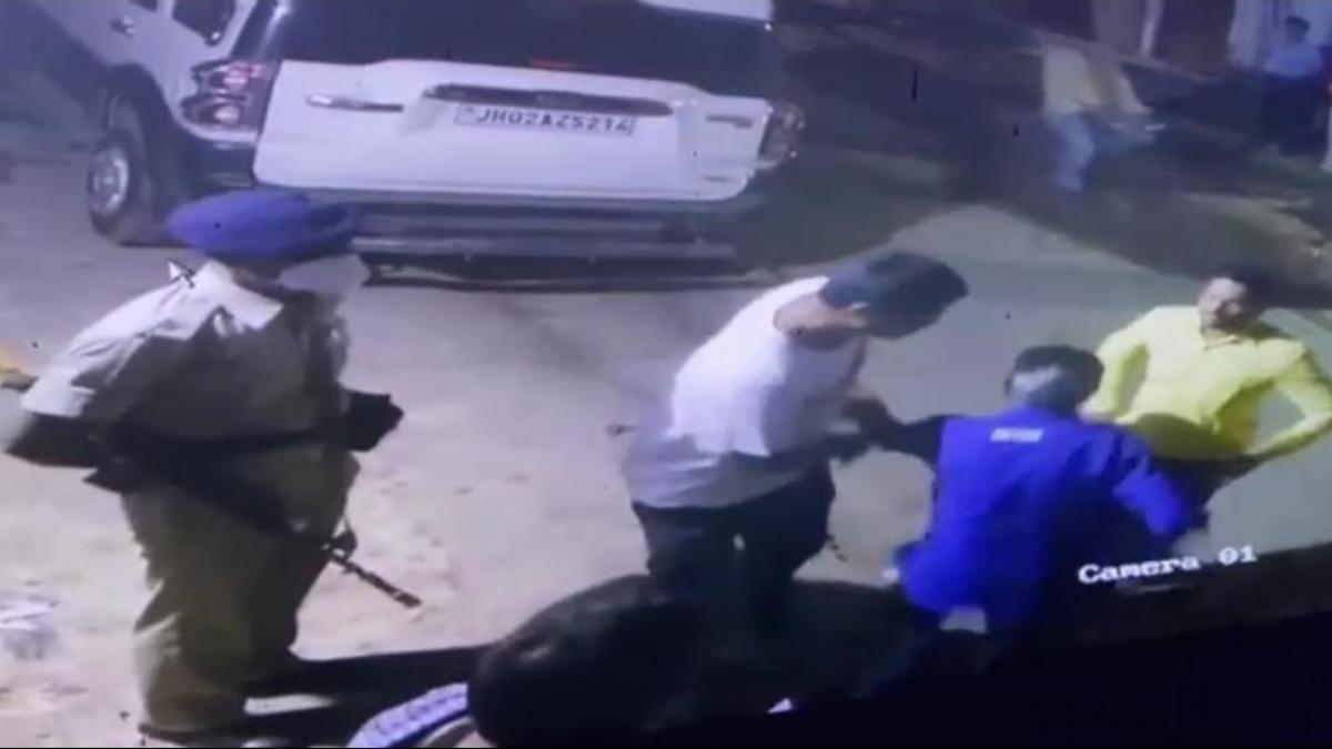 घटना सीसीटीवी में कैद