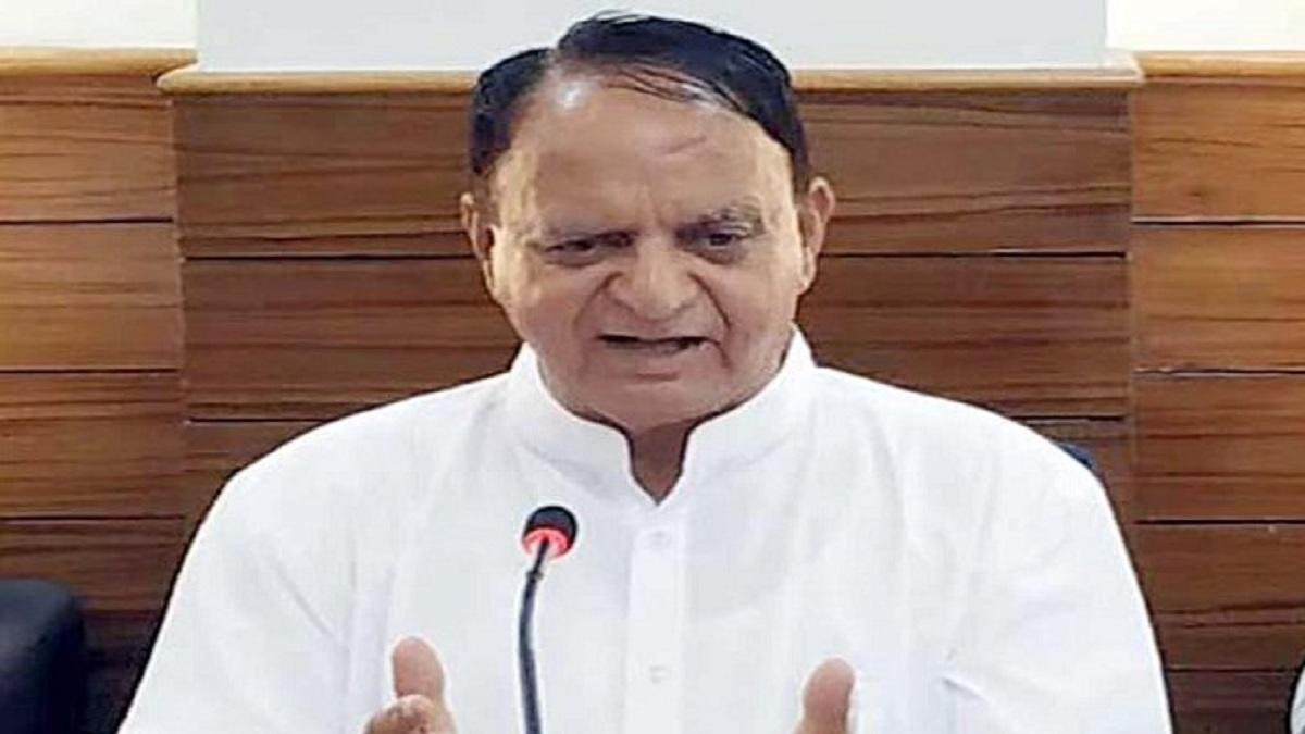 मंत्री महेंद्र सिंह ने अध्यापक वर्ग के बारे में विवादित बयान दिया है. (फाइल फोटो)