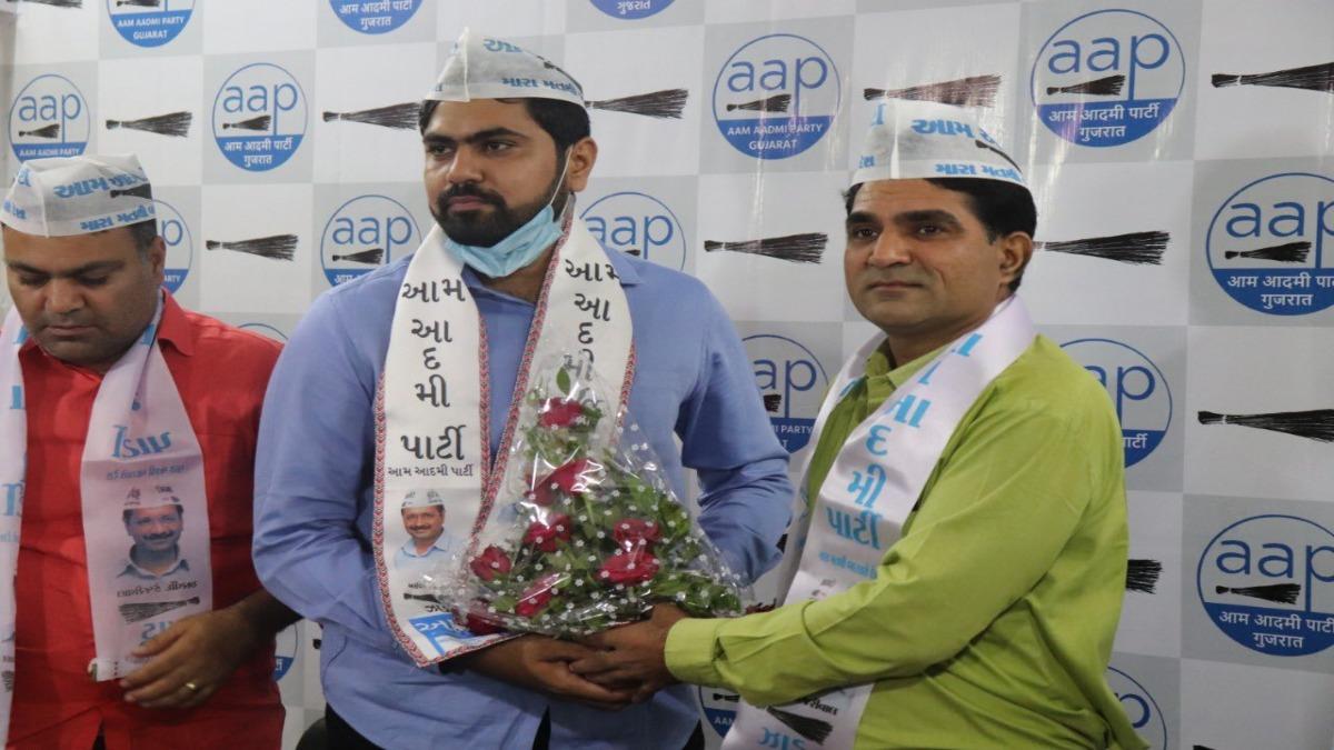 निखिल सवानी AAP में शामिल
