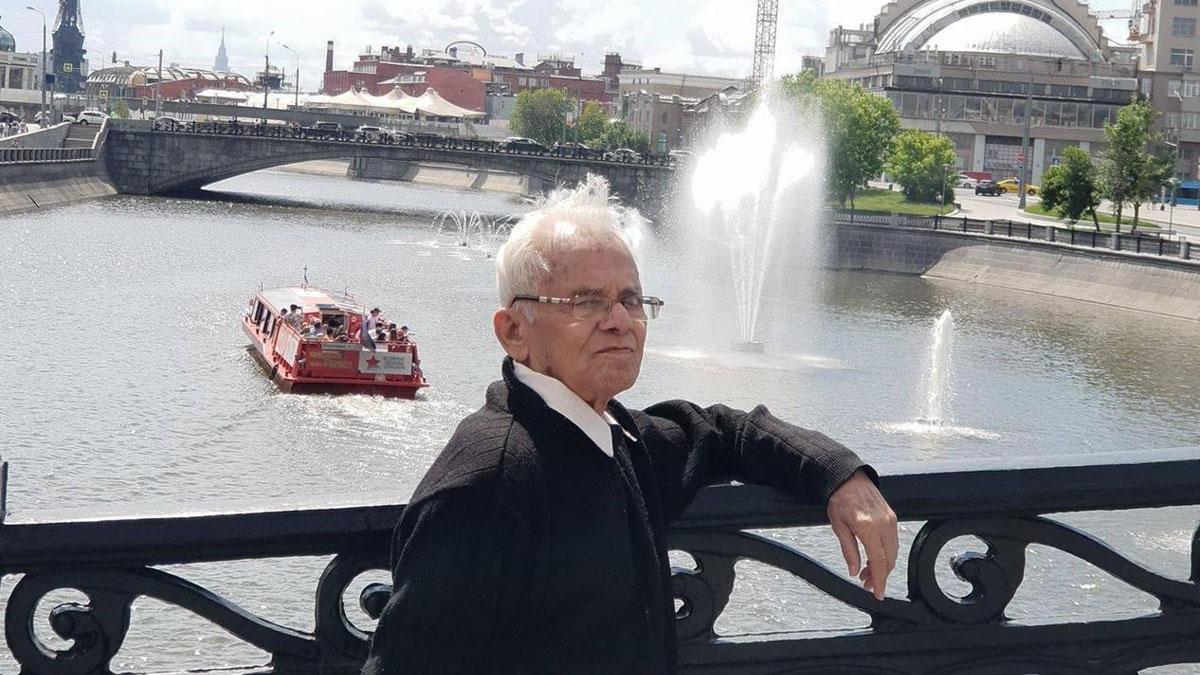 हिंदी के वरिष्ठ साहित्यकार डॉ शरद पगारेः सृजन की मिसाल 