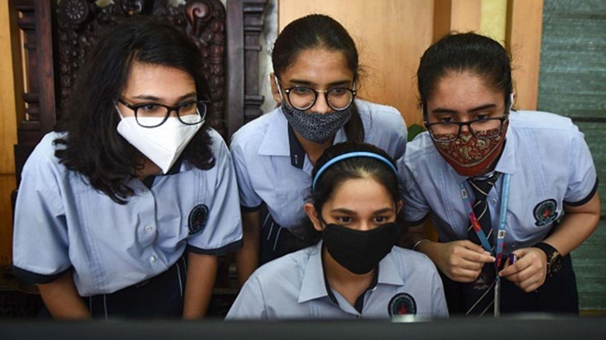 JEE Main: जेईई मेन की परीक्षा तारीखों का ऐलान, 20 जुलाई से तीसरे चरण और 27 जुलाई से चौथे चरण के एग्जाम