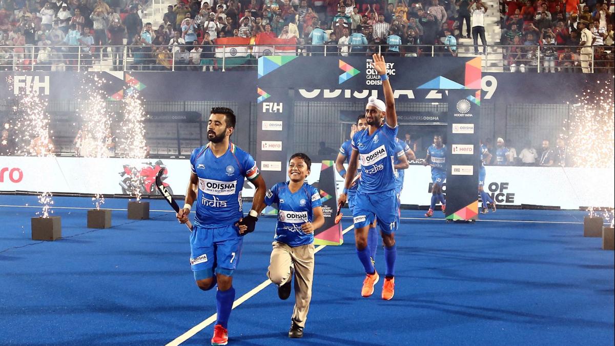 Twitter @TheHockeyIndia