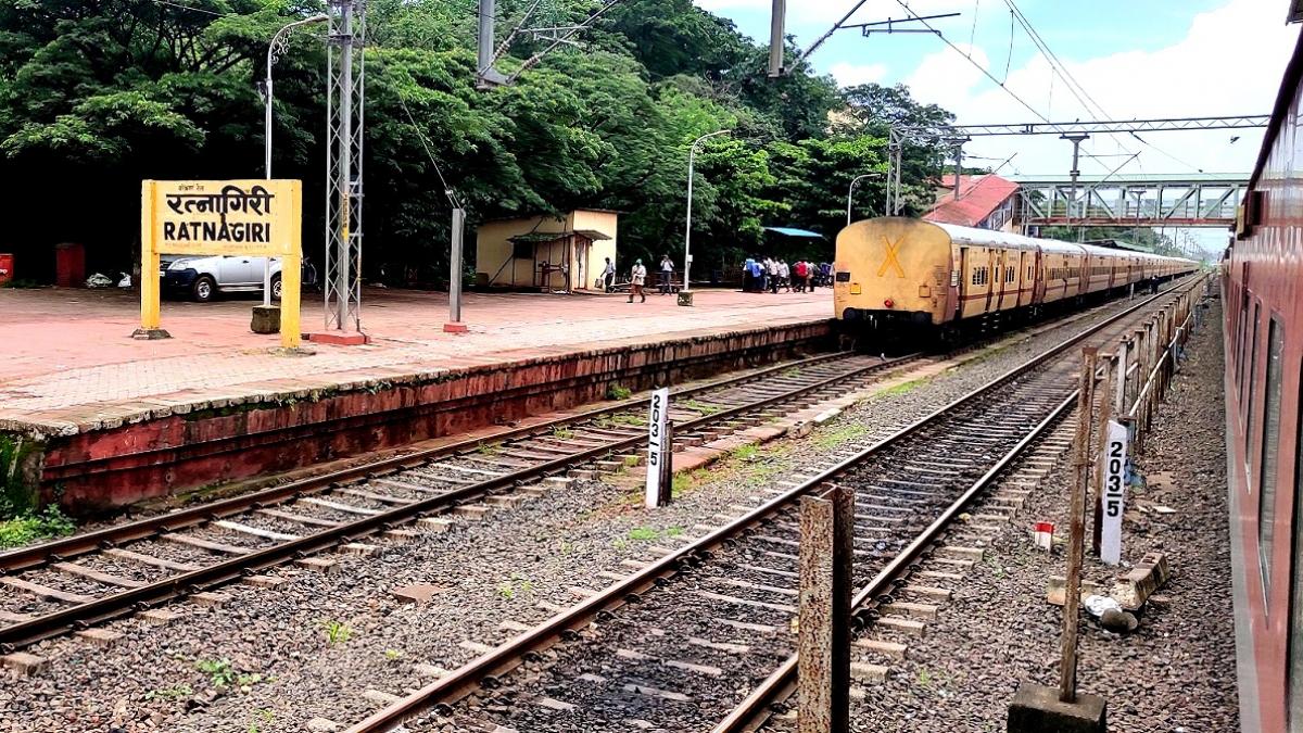 Central Railway will run 72 special trains: रेलवे का 72 नई ट्रेनें चलाने का ऐलान (तस्वीर- अजीत तिवारी)