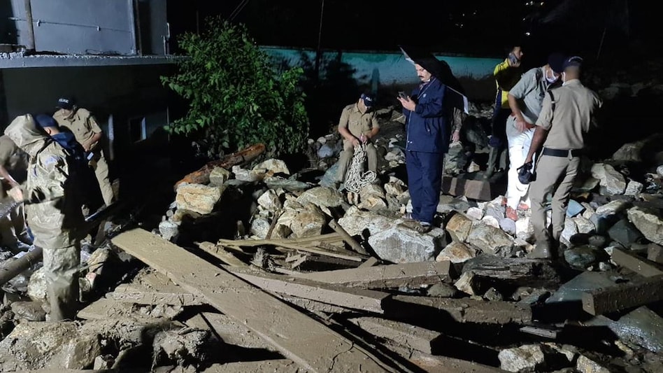Uttarkashi Cloud Burst: उत्तरकाशी के मांडो गांव में बादल फटा, दो महिलाओं  समेत चार लापता - Uttarakhand Cloudburst Uttarkashi s Mando village 4  missing NTC - AajTak