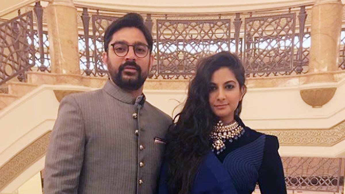 करण बूलानी-रिया कपूर 