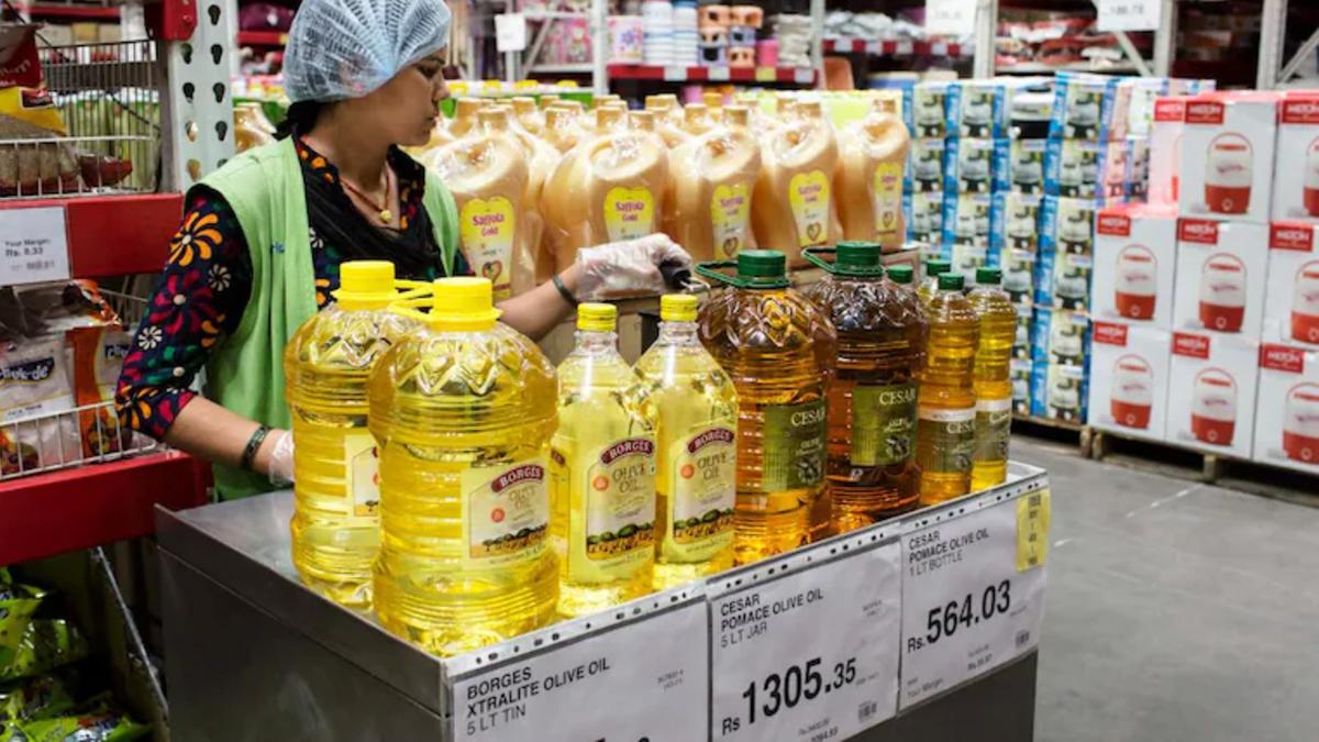 क्या काबू में आएंगी तेल की कीमतें (फाइल फोटो)