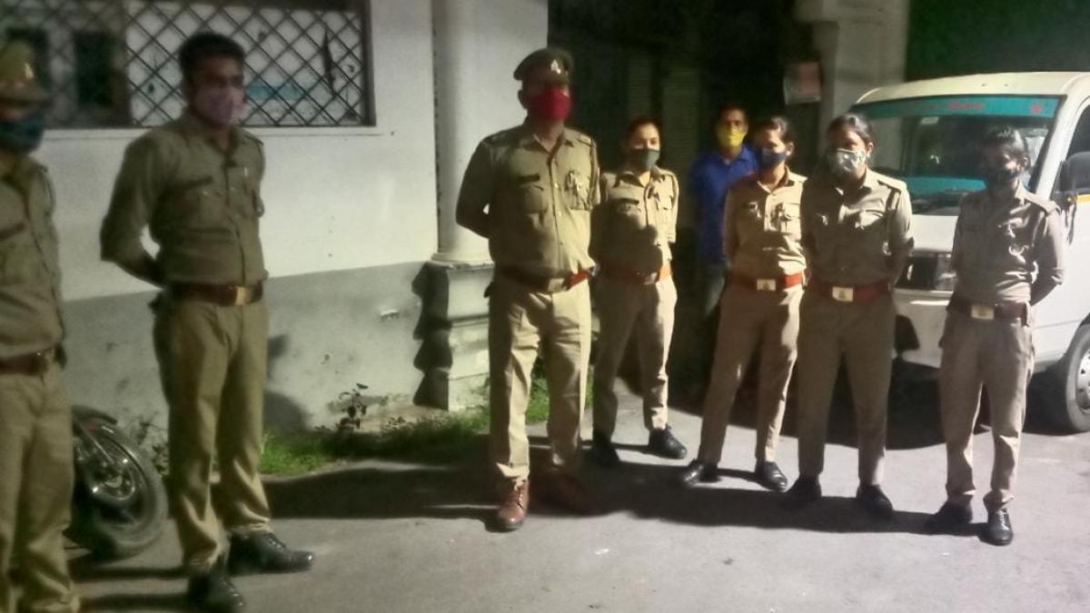 सैयद उजमा हाउस अरेस्ट