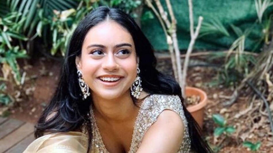 न्यासा के सीक्रेट बॉयफ्रेंड पर बोलीं काजोल- अजय देवगन अच्छी शॉटगन के साथ तैयार हैं - Kajol says about daughter Nysa secret boyfriend Ajay Devgn ready with nice shotgun tmov - AajTak