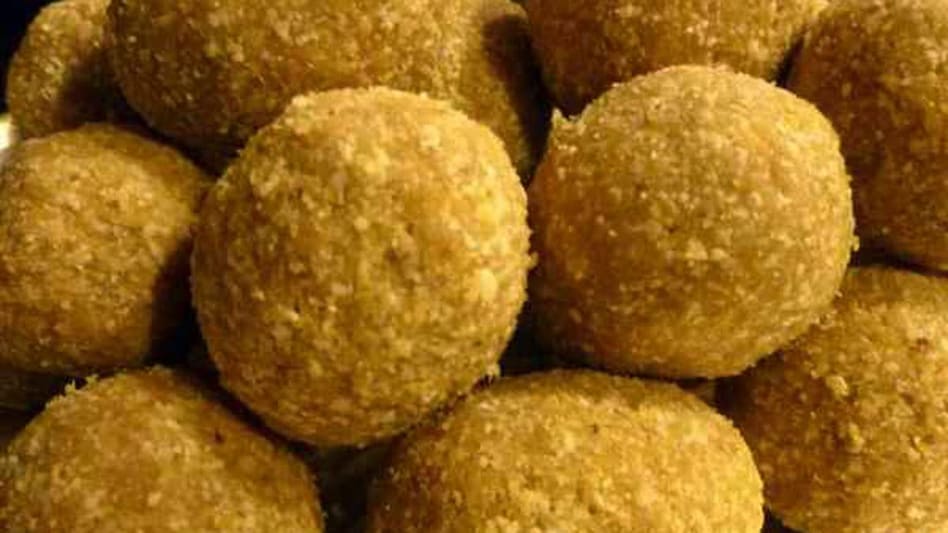 Make and store Panjiri laddus in winter, see the correct way to make them here