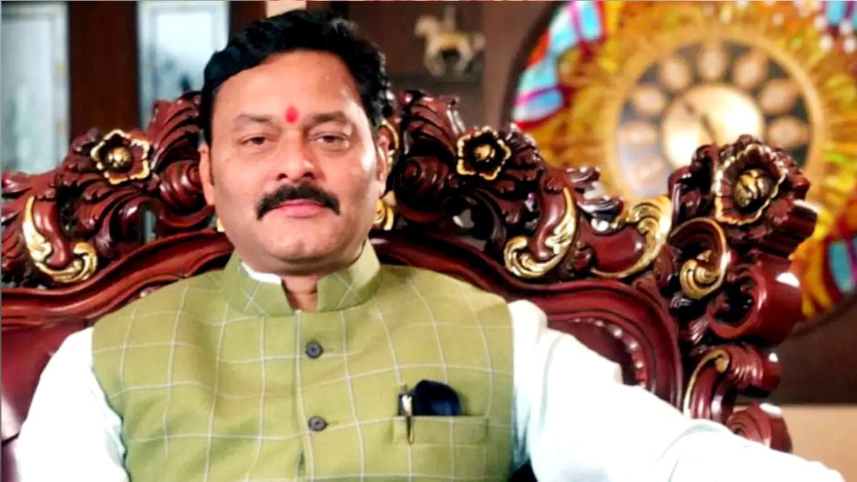 वैक्सीन से नहीं होते नपुंसक, लगवाकर 3-4 महीने तक चेक किया: MLA संजय पाठक - Video of Sanjay Pathak goes viral strange statement of MLA from stage about vaccine katni tsts - AajTak