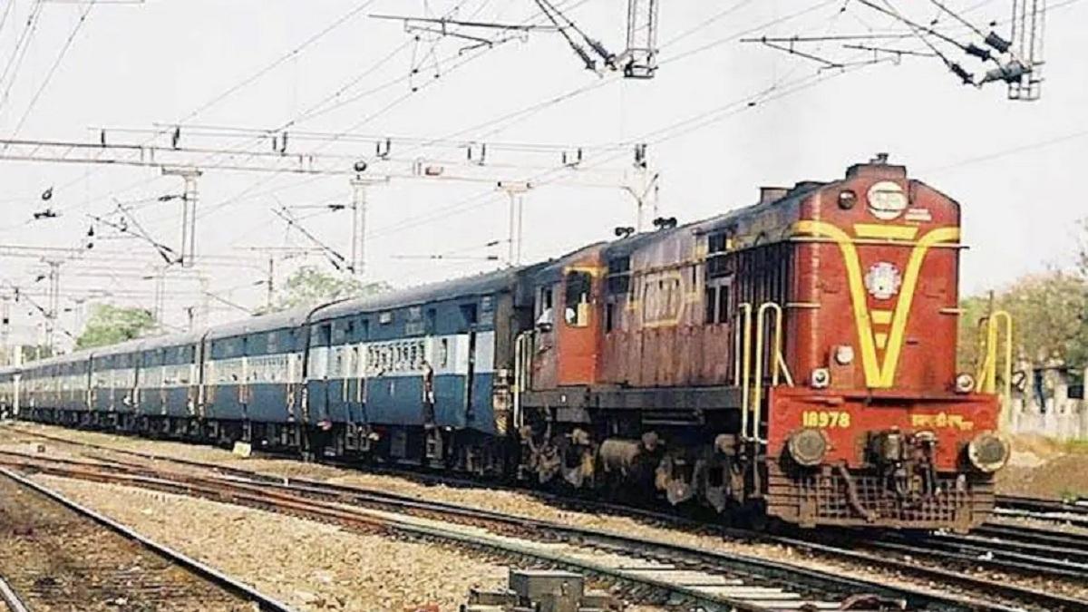 कानपुर में बड़ा रेल हादसा होने से टल गया. (सांकेतिक तस्वीर)