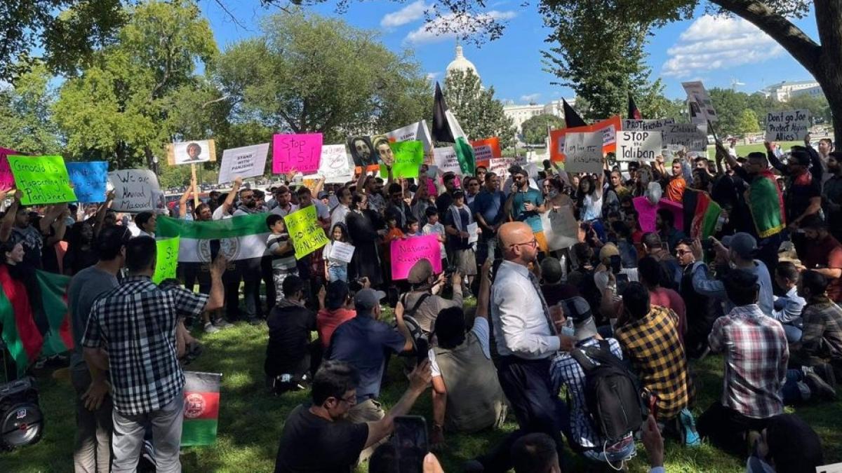 PAK के दखल से भड़के अफगान नागरिक, काबुल से लेकर वाशिंगटन तक ISI चीफ का विरोध