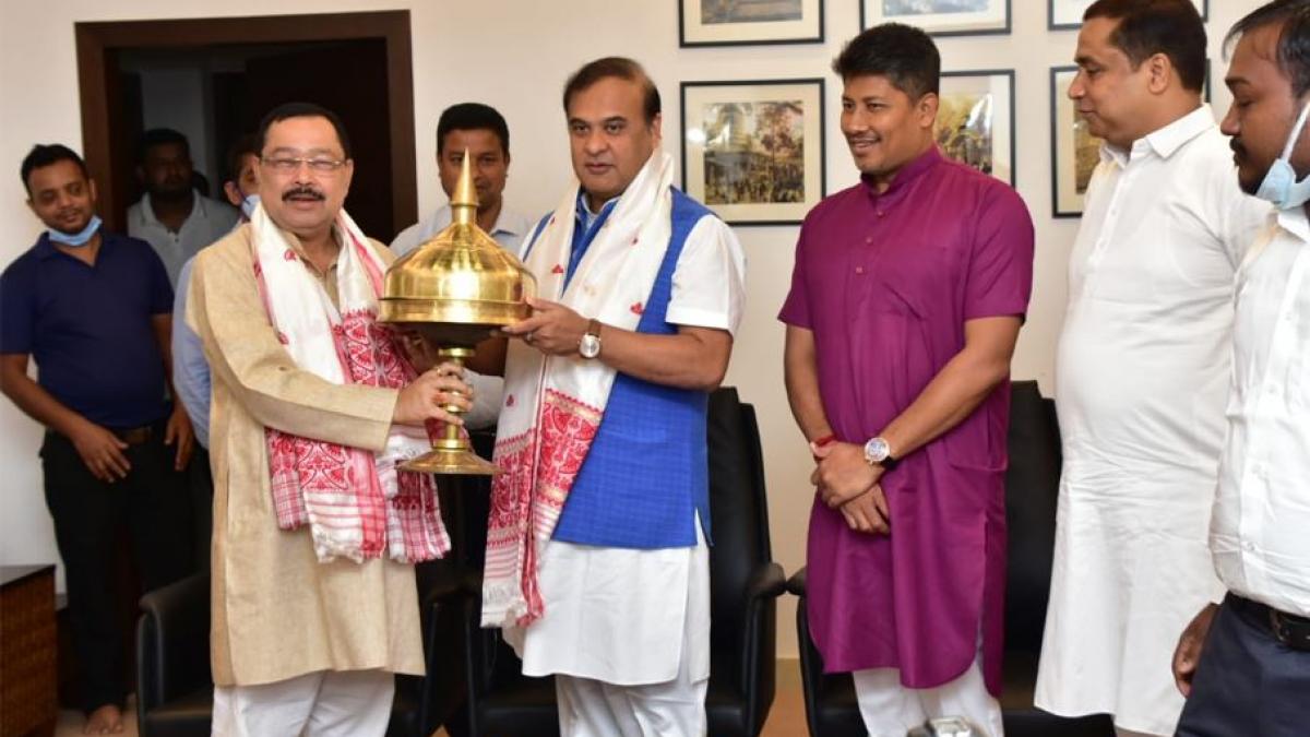 AIUDF विधायक फणी तालुकदार ने ज्वाइन की बीजेपी (फोटो- आजतक)