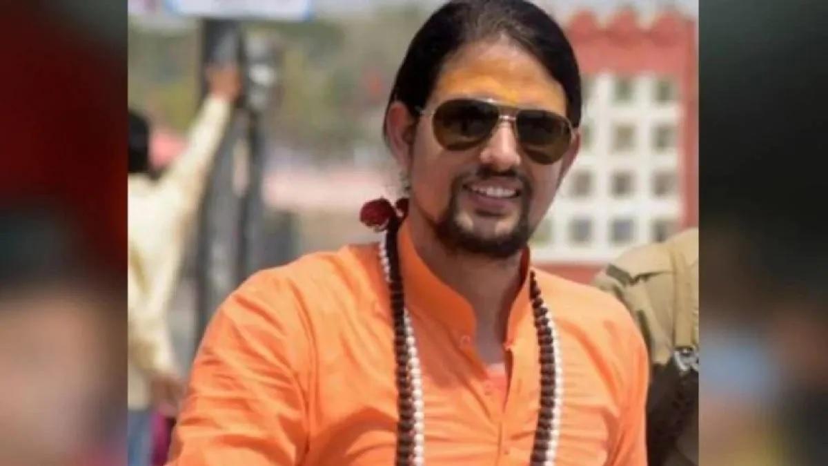 यूपी पुलिस ने आनंद गिरि को गिरफ्तार किया (फाइल फोटो)