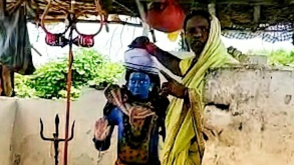 वैक्सीन नहीं लगवानी, भगवान का बहाना बना दिया