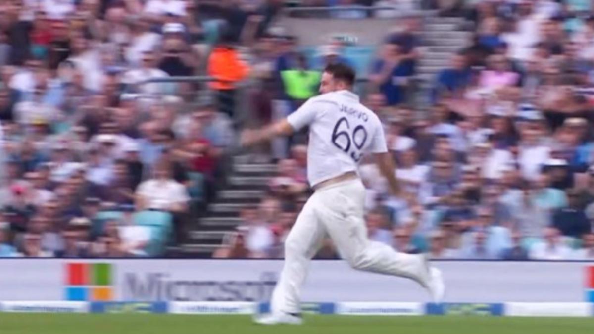 Ind vs Eng: नहीं मान रहा है 'जारवो 69', एक बार फिर घुसा मैदान के अंदर