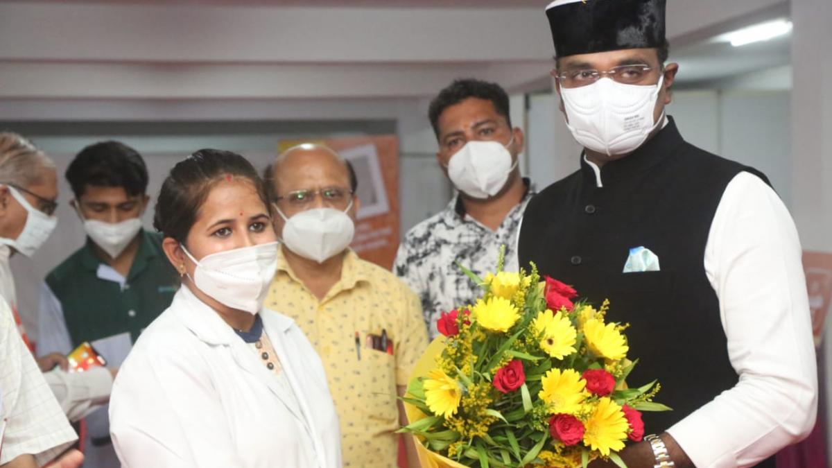 एएनएम को मंत्री विश्वास सारंग ने किया सम्मानित