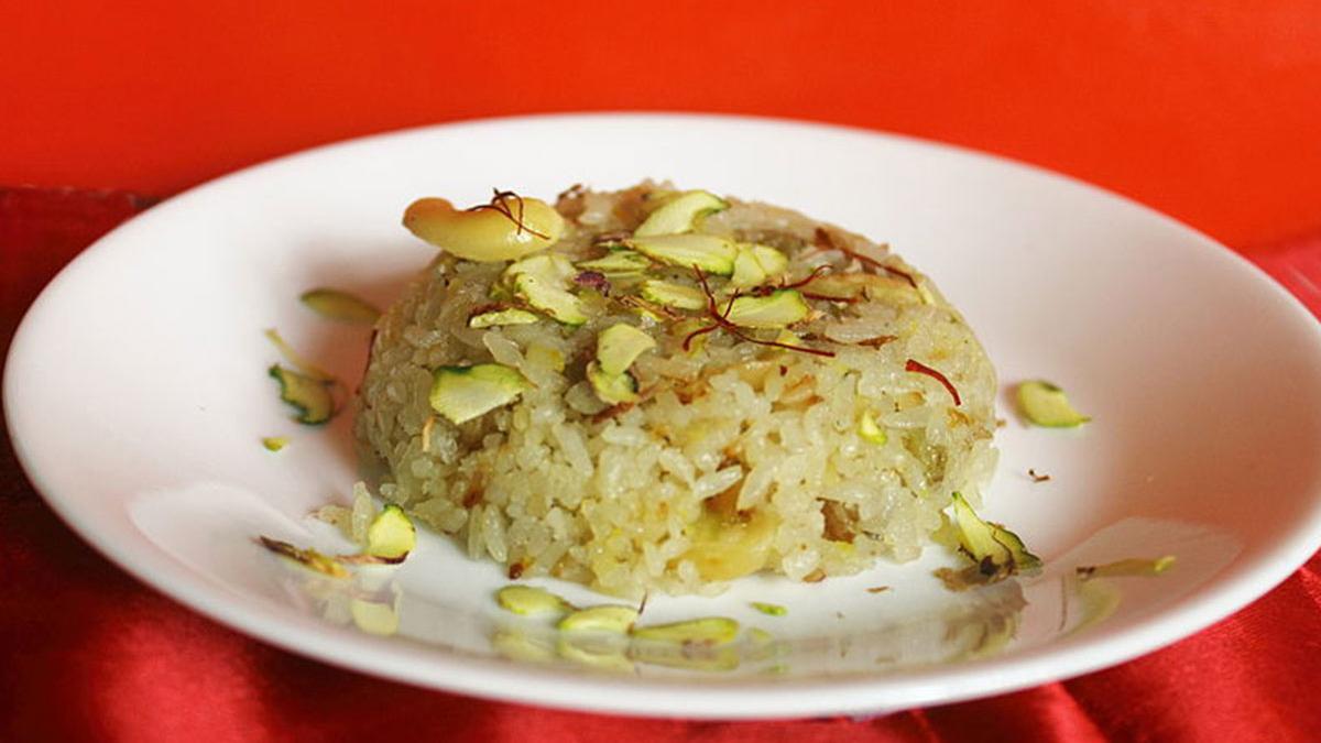 Narali Bhaat Recipe In Hindi