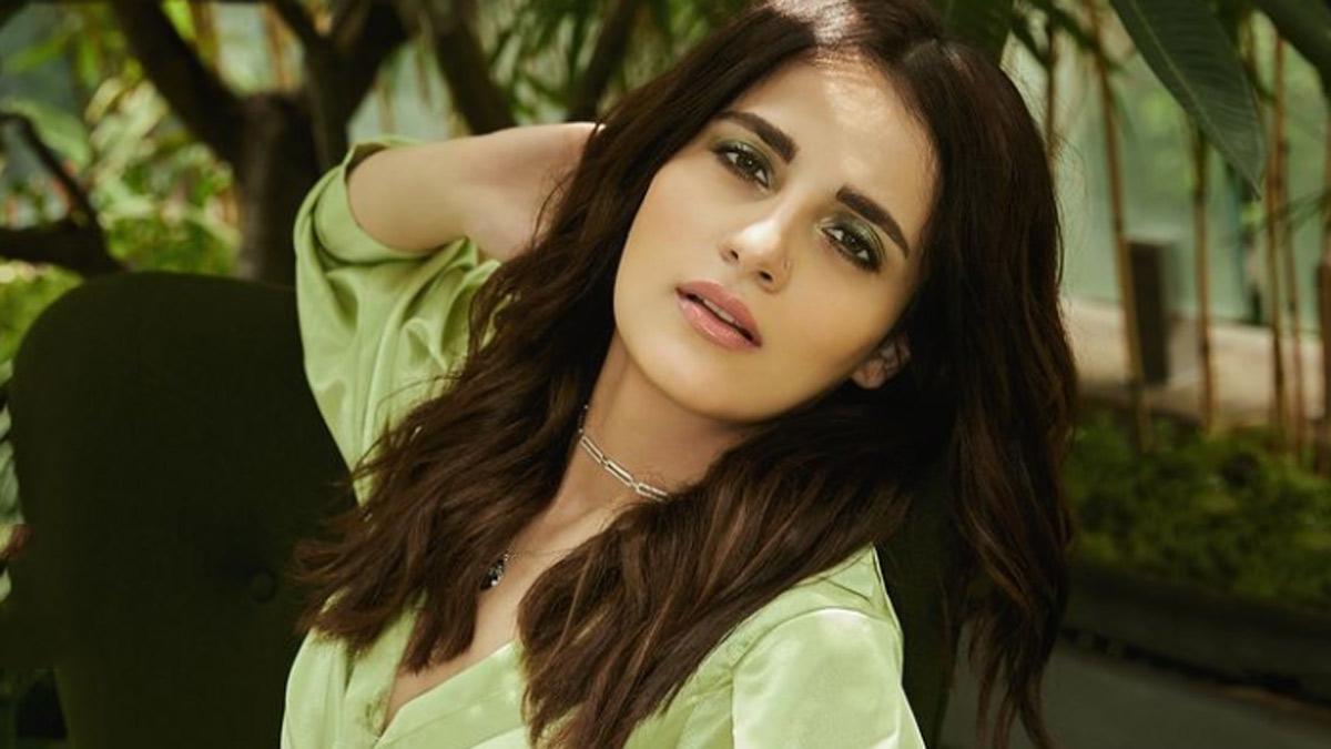 राधिका मदान 