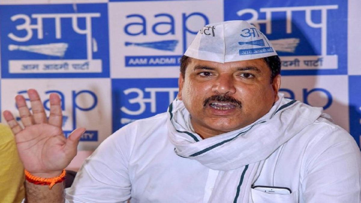 AAP के यूपी प्रभारी संजय सिंह (फाइल फोटो)