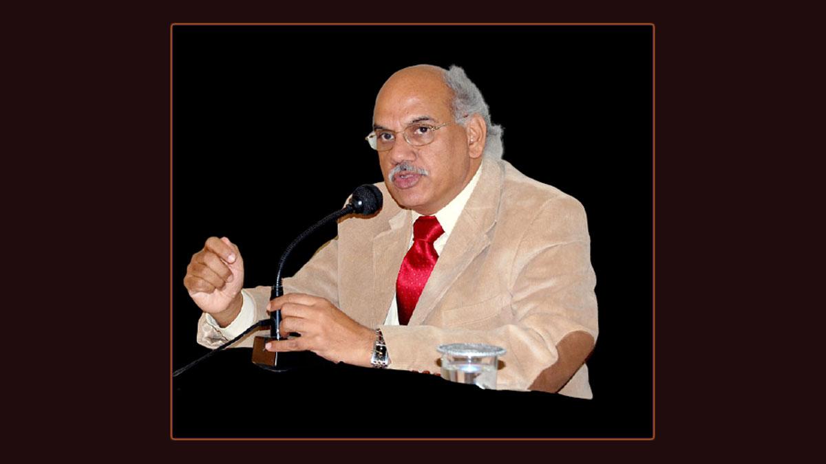 संतोष चौबे, एक तकनीक चेता कवि