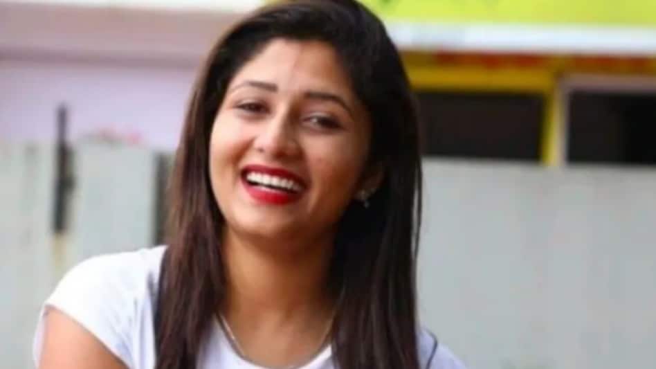 25 साल की कन्नड़ एक्ट्रेस ने की खुदकुशी, सुसाइड नोट में पेरेंट्स से मांगी माफी - Kannada actress Soujanya passes away due to suicide at her home tmov - AajTak