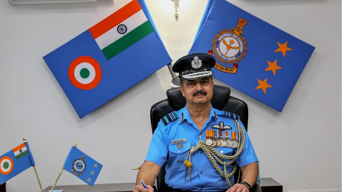 VR Chaudhary बने एयरफोर्स चीफ 