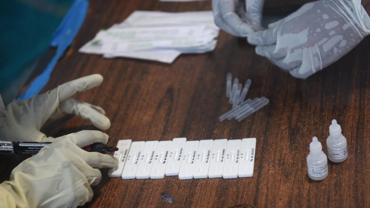 मिजोरम में बढ़ रहे कोरोना के मामले. (फाइल फोटो-PTI)