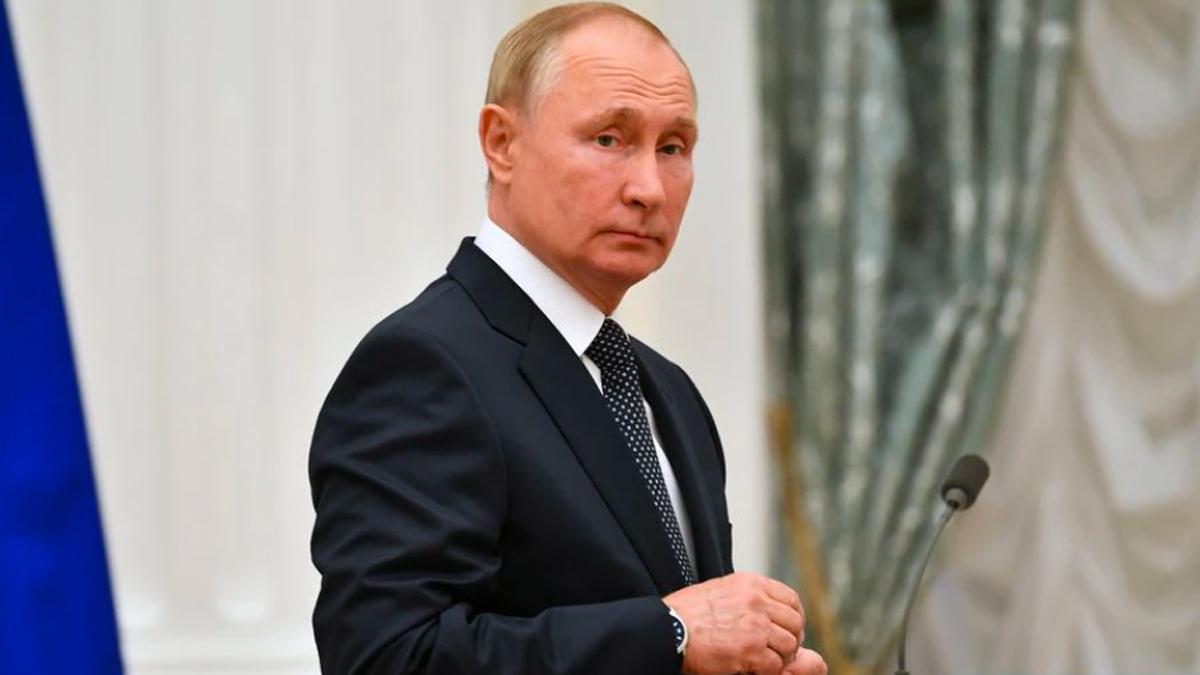 मीटिंग में खांसते दिखे पुतिन, बोले- फिक्र मत कीजिए, सब ठीक है