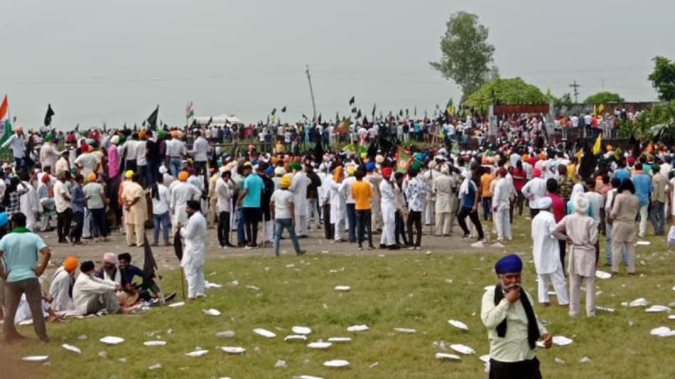 लखीमपुर खीरी: किस बयान से आहत हैं किसान, क्यों डिप्टी सीएम के दौरे पर काटा गया बवाल? - Lakhimpur Kheri farmer protest ajay mishra keshav prasad maurya detail ntc - AajTak