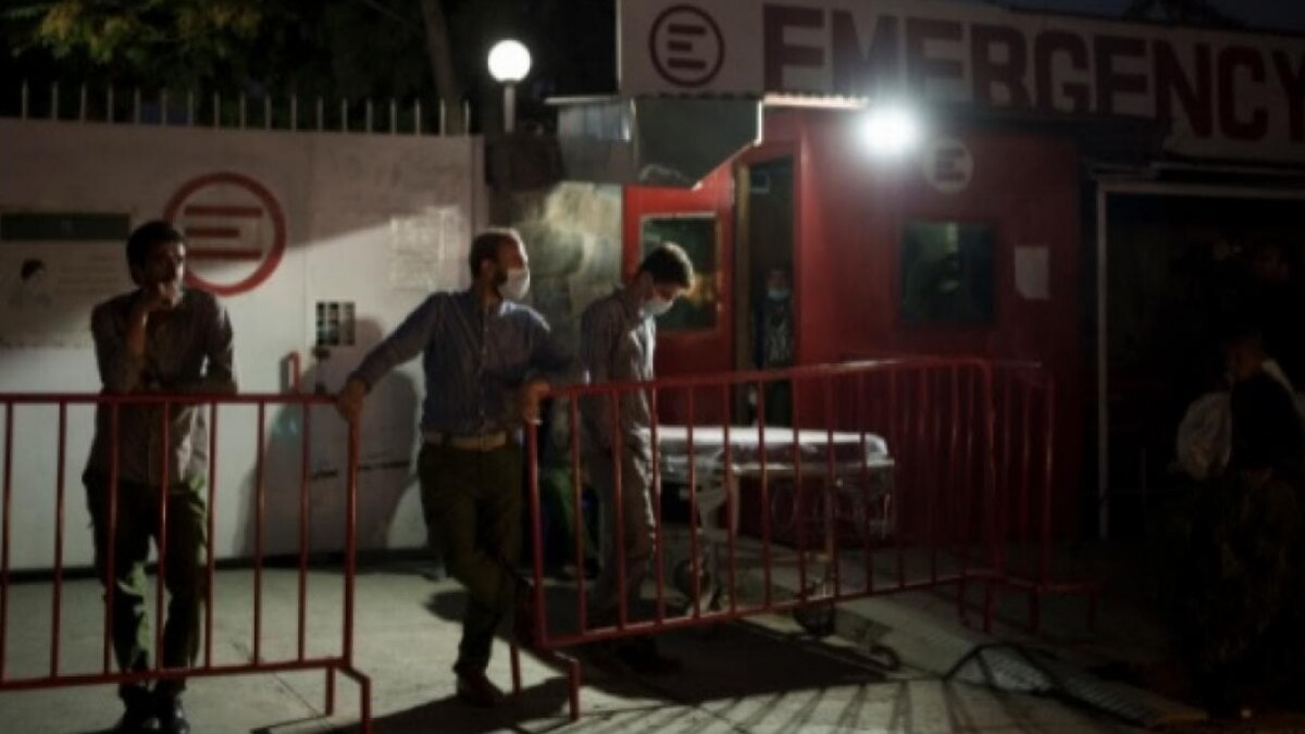 अफगानिस्तान के कई शहर अंधेरे में डूबे, बिजली बिल चुकाने में फेल हो रहा तालिबान?