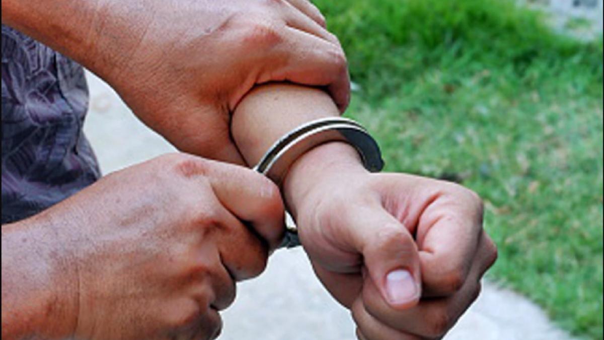 पाकिस्तान की जीत पर खुशी मनाने वाले कोई लोगों को पुलिस ने गिरफ्तार किया है