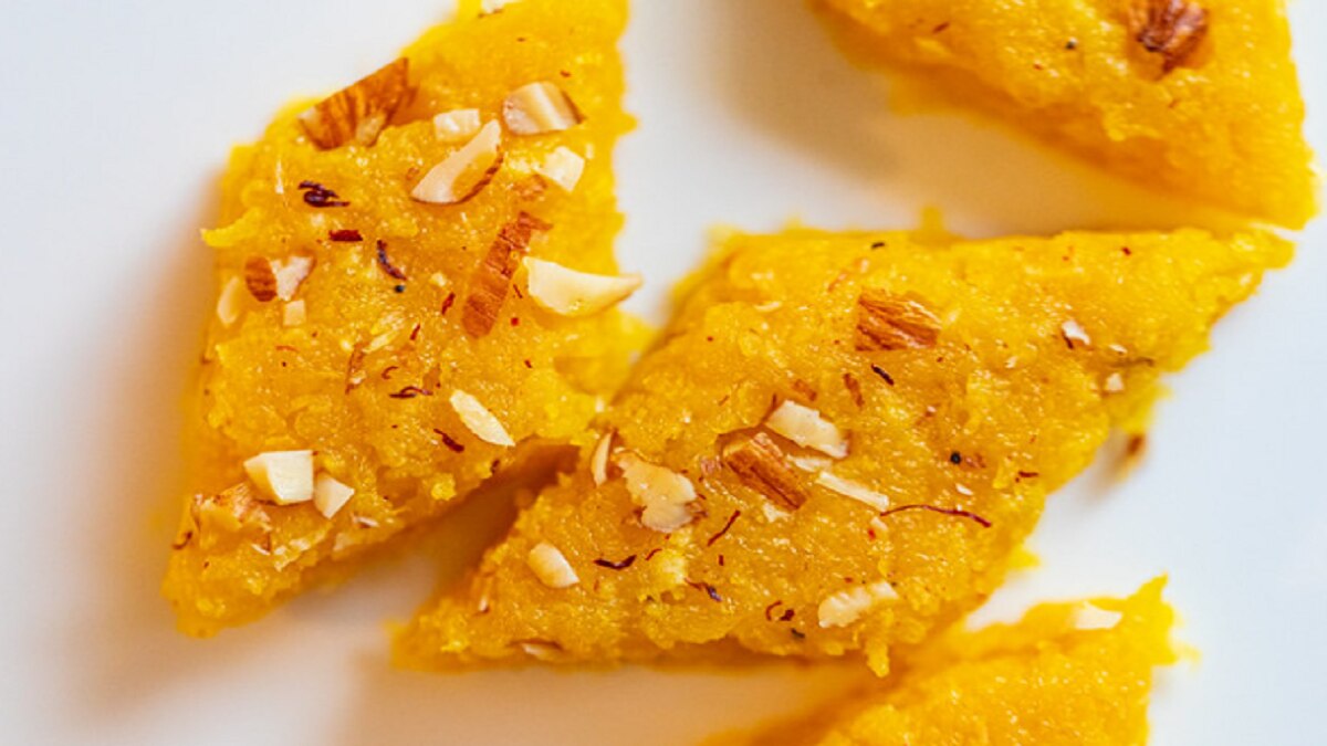 apple coconut barfi  recipe