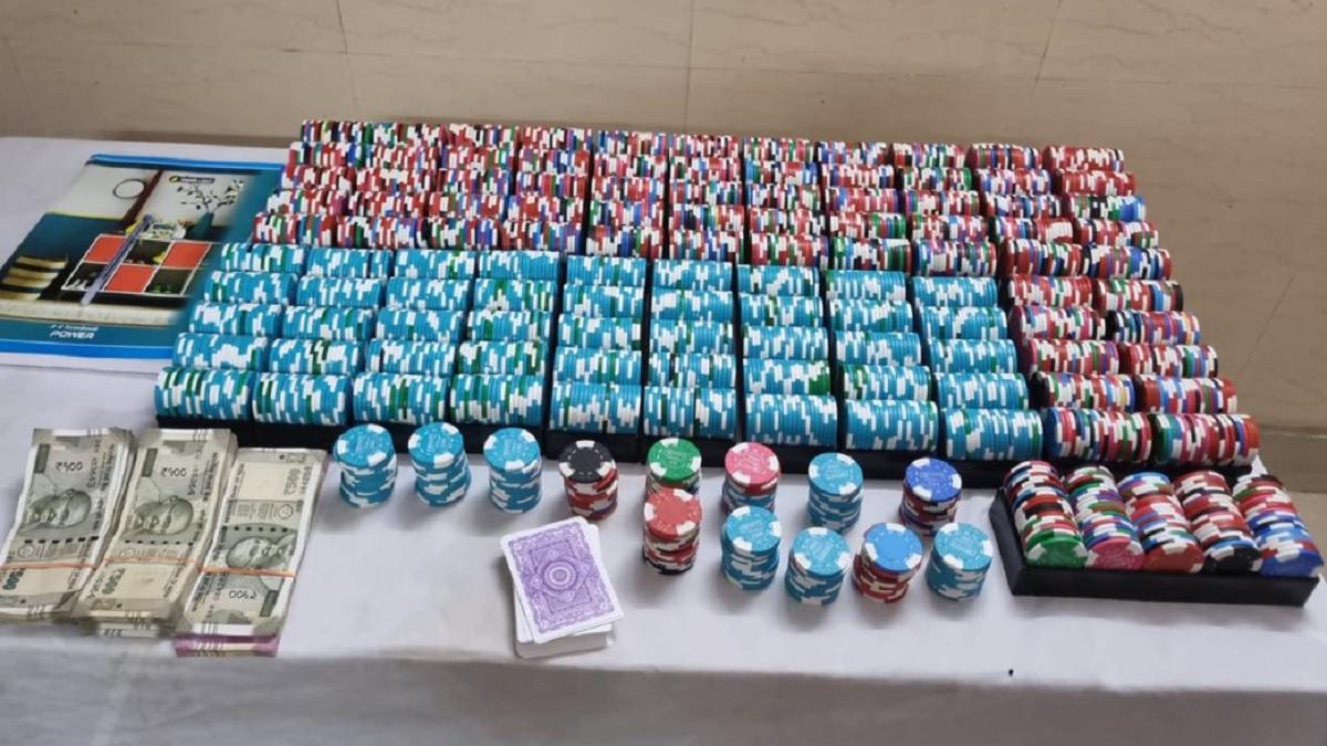 अवैध कसीनो का भंडाफोड़
