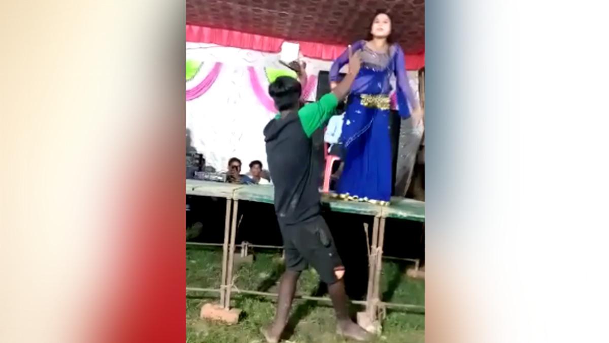 तमंचे पर ड‍िस्को. 