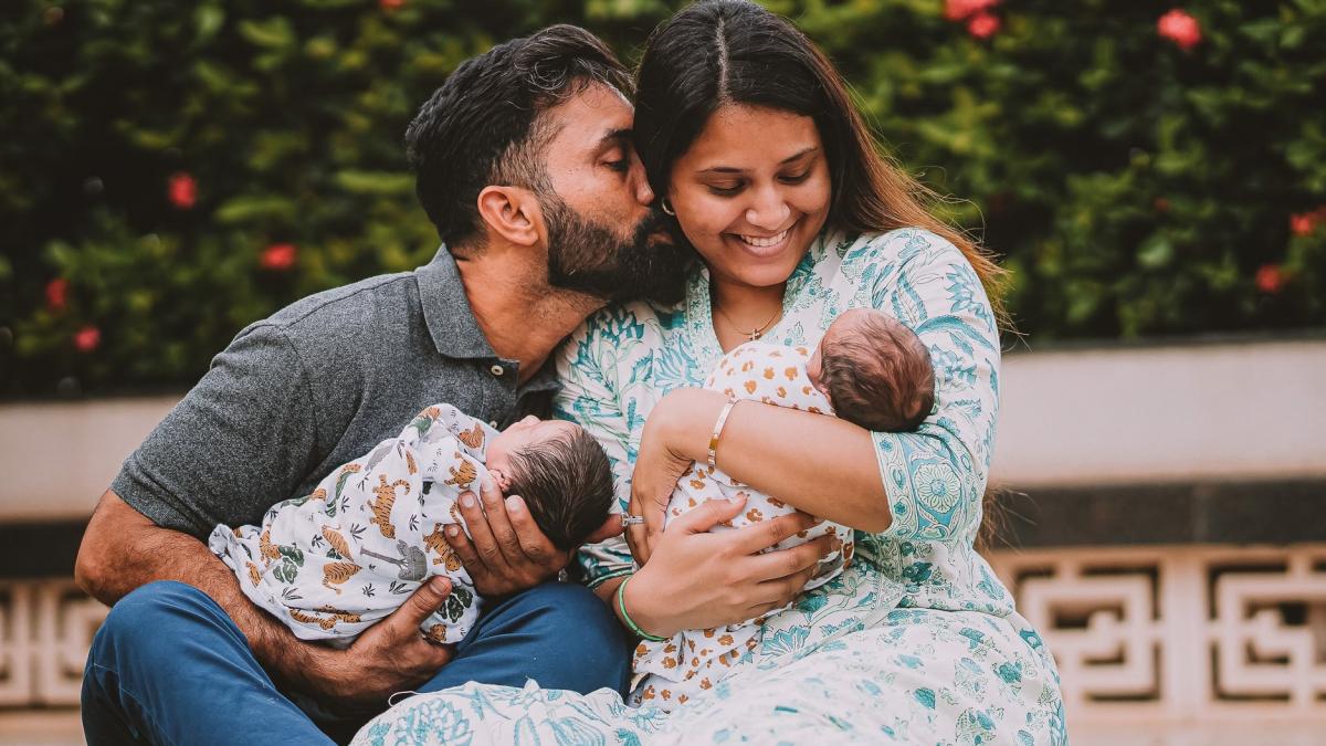 Dinesh Karthik and Dipika Pallikal: दिनेश कार्तिक बने ट्विन्स के पिता, वाइफ दीपिका संग शेयर की फोटो, बच्चों का रखा ये स्पेशल नाम