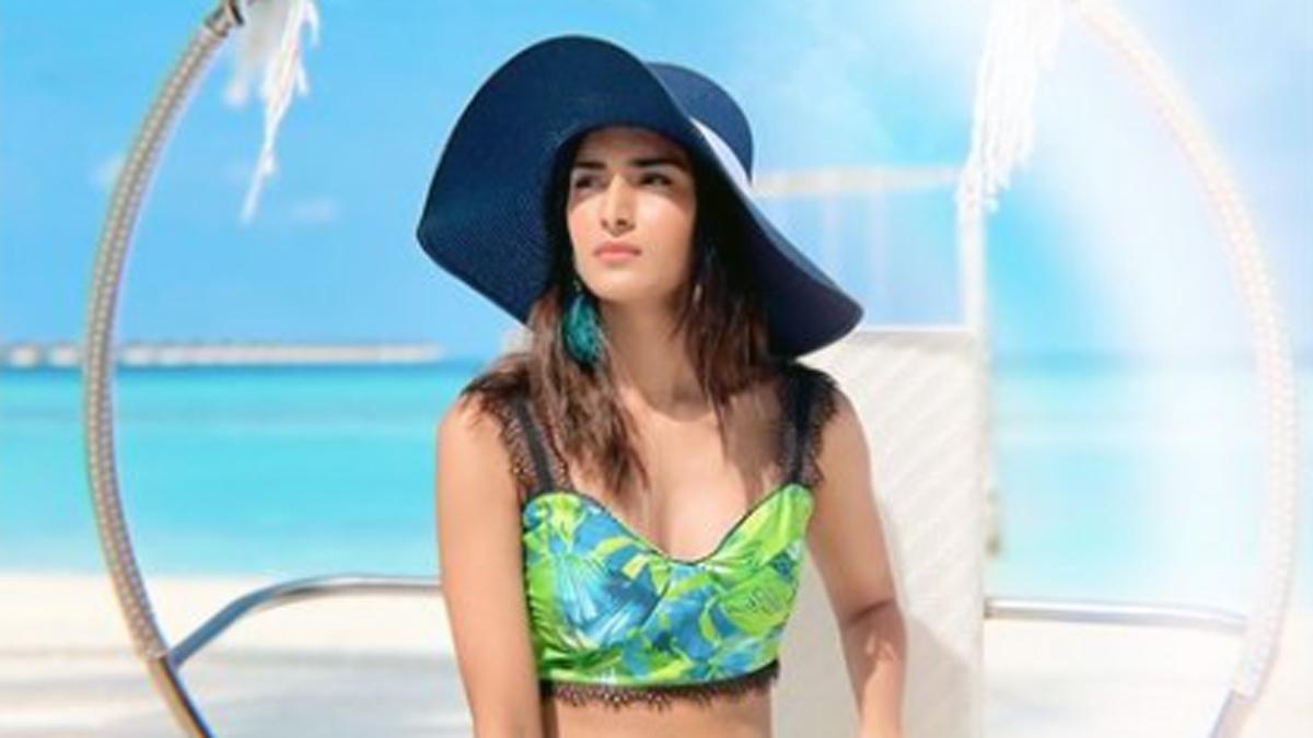 एरिका फर्नांडिस ने छोड़ा 'कुछ रंग प्यार के ऐसे भी', मेकर्स पर निकाला गुस्सा