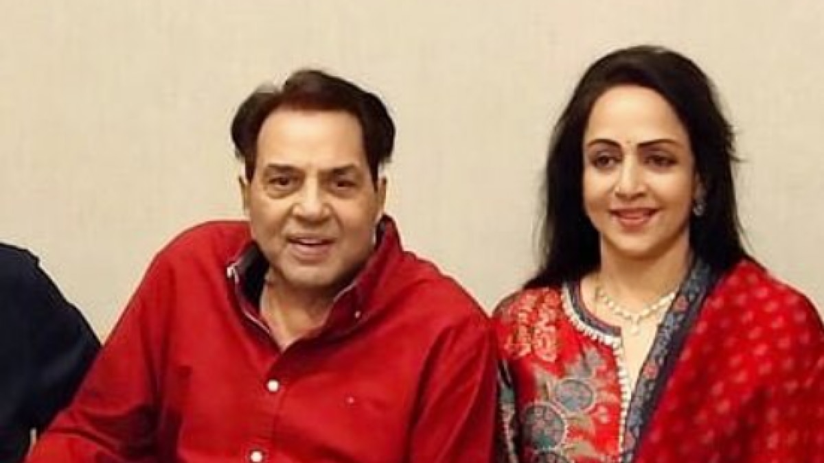 ड्रीम गर्ल हेमा मालिनी ने फैमिली के साथ मनाया 73वां बर्थडे, धर्मेंद्र संग दिखी ट्यूनिंग