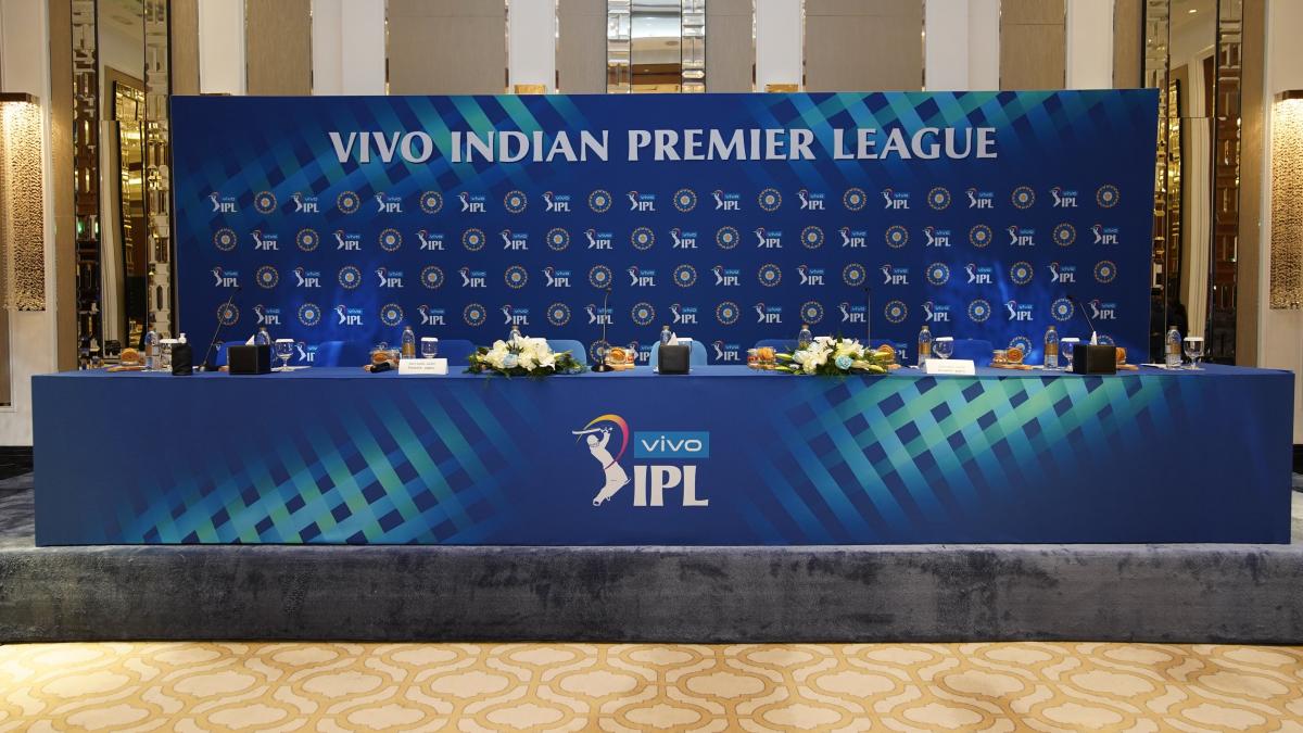 IPL New Teams Bidding LIVE: कुछ देर में दो नई टीमों की लगेगी बोली, कौन-कौन है रेस में?