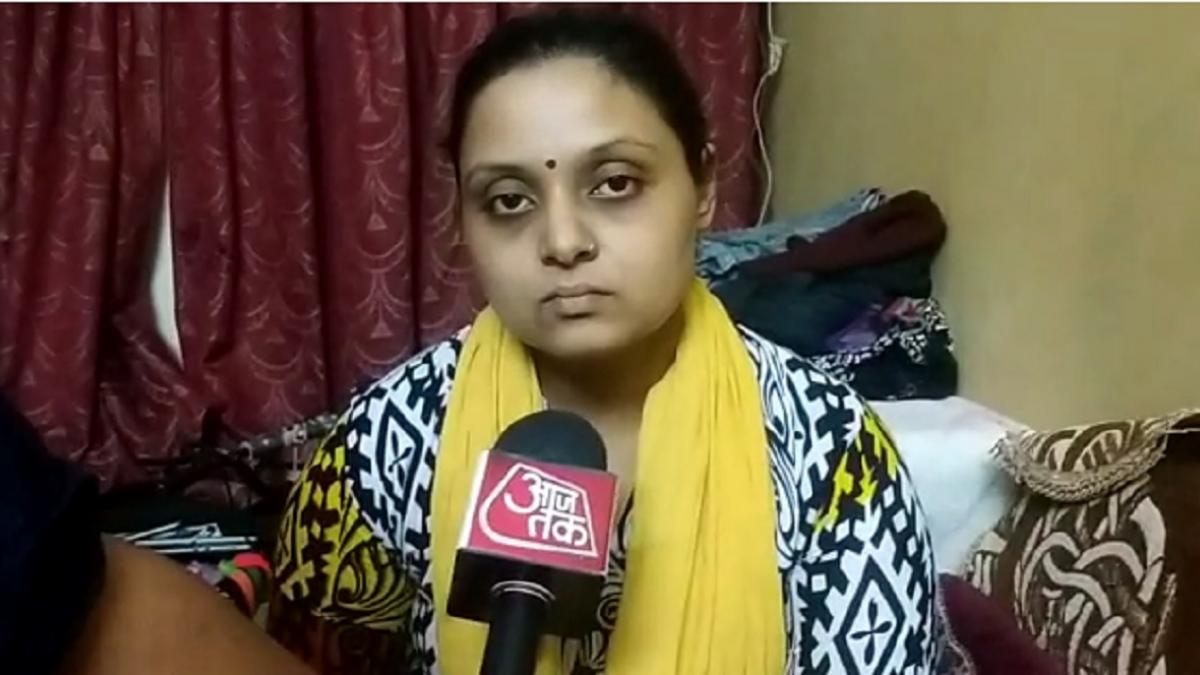 मीनाक्षी गुप्ता 