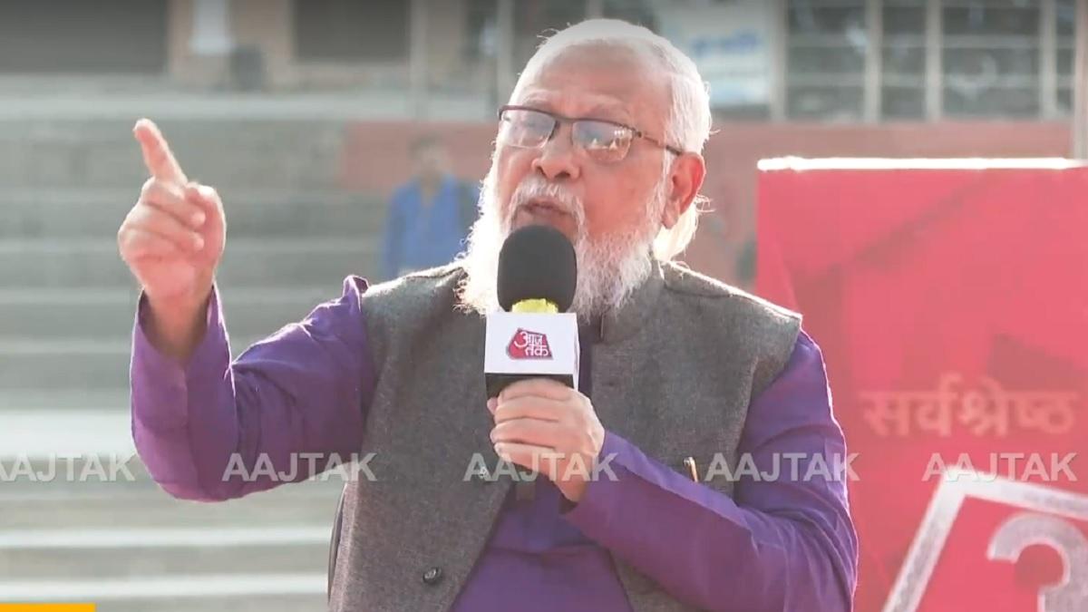 बसपा के प्रवक्ता एम एच खान प्रियंका गांधी की तुलना मायावती से करने पर भड़के