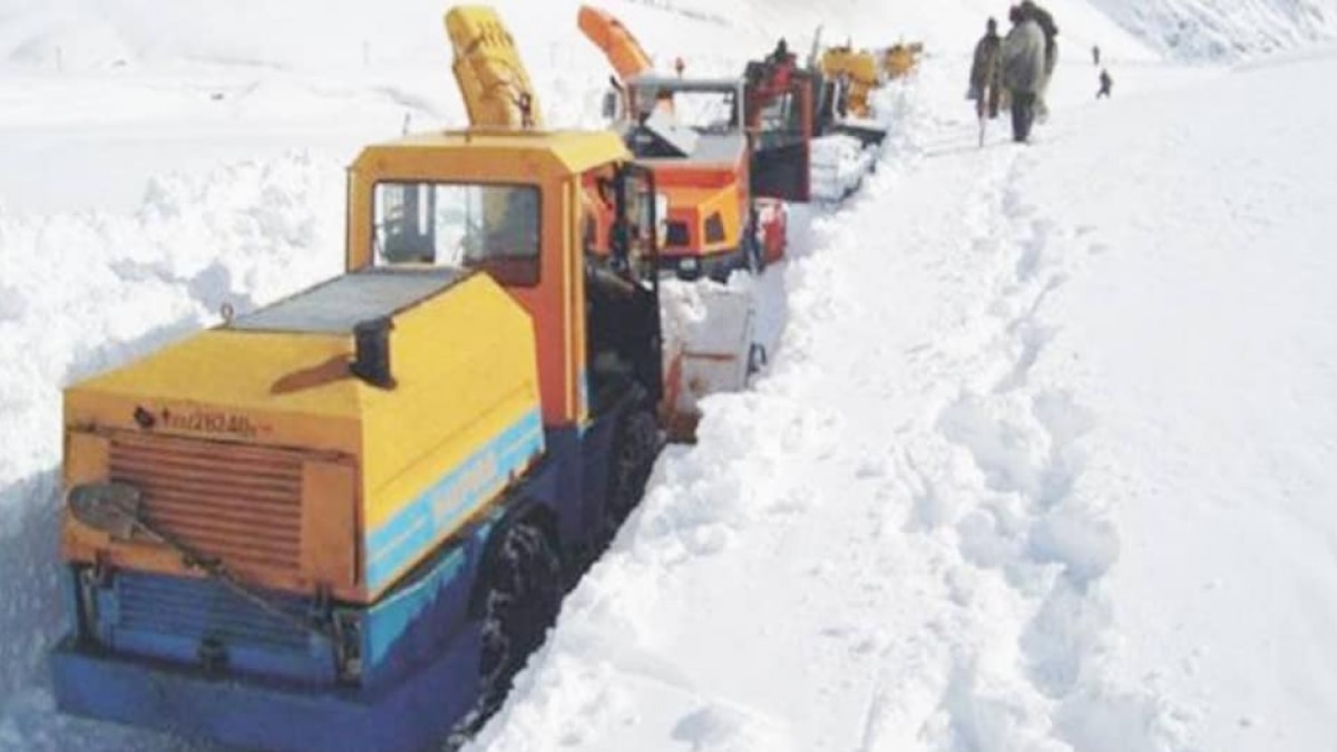 News Wrap: पढ़ें गुरुवार सुबह की 5 बड़ी खबरें